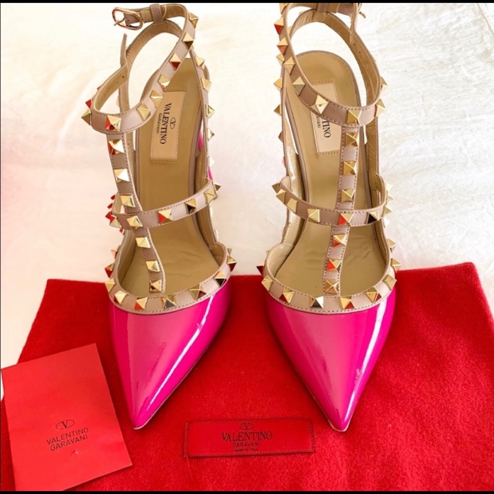 Valentino Garavani Rockstud Pink Studded Heels